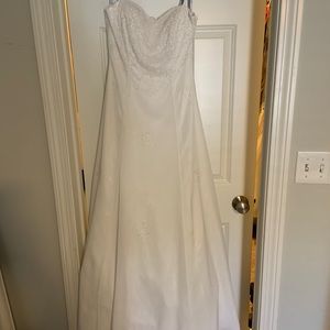 Wedding dress - simple